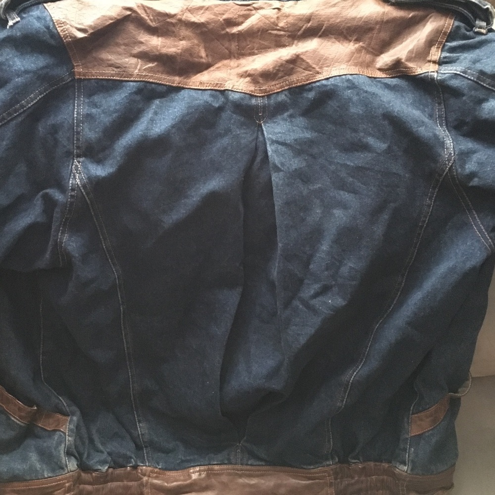 Jean Jacket - Picture 3 of 5